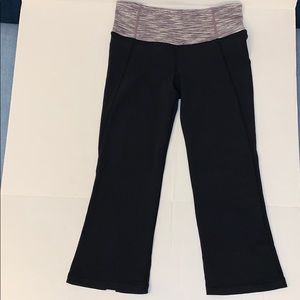 Lululemon Gather & Crow Crop Pant size 4